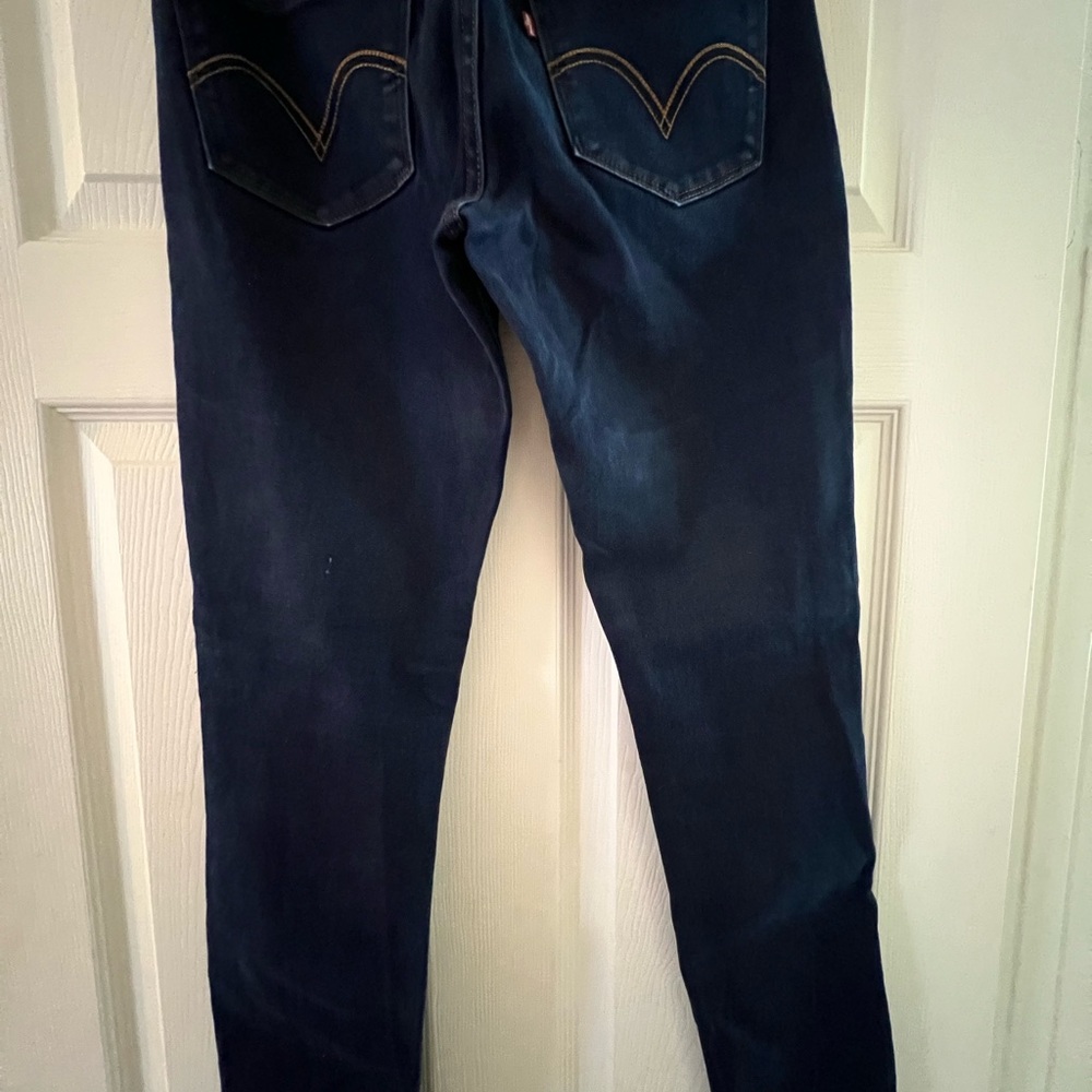 Levi's 524 Skinny Jeans